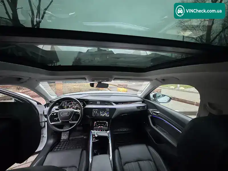 Audi Q8 e-tron 2023, фото з оголошення 1 з 21, VIN WA16ABGE2RB008018