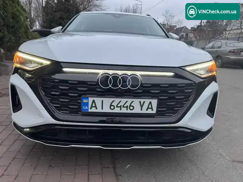 Audi Q8 e-tron 2023, фото з оголошення 2 з 21, VIN WA16ABGE2RB008018