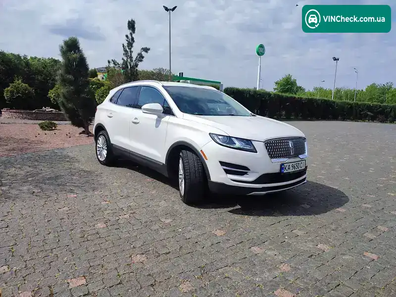 Lincoln MKC 2019, фото з оголошення 2 з 20, VIN 5LMCJ1C98KUL34565