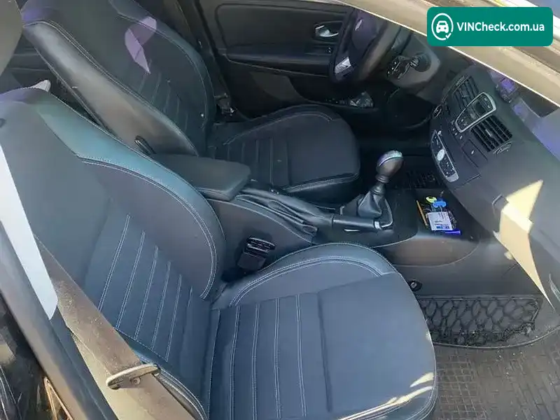Renault Laguna 2010, фото з оголошення 2 з 14, VIN VF1KT1R0644484562