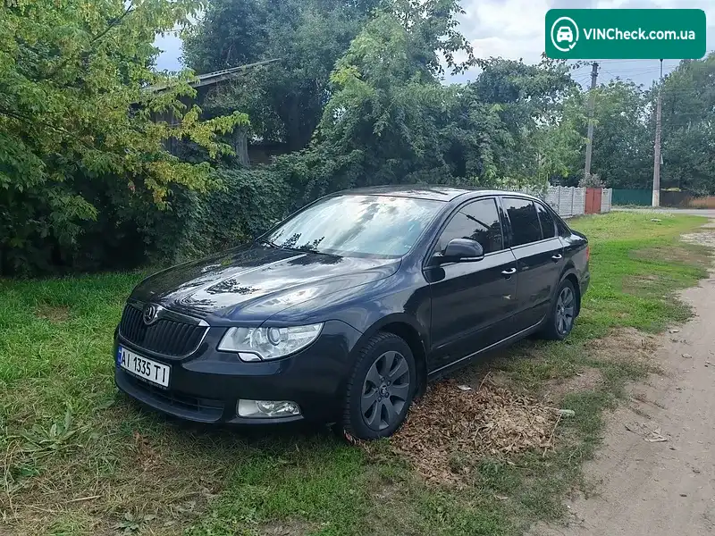 Skoda Superb 2010, фото з оголошення 2 з 10, VIN TMBAJ73T8B9024612
