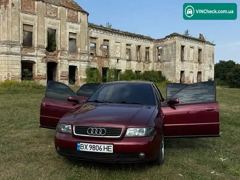 Audi A4 1999, фото з оголошення 2 з 12, VIN WAUZZZ8DZXA270720