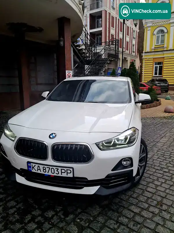 BMW X2 2018, фото з оголошення 2 з 20, VIN WBXYJ5C35JEF69892