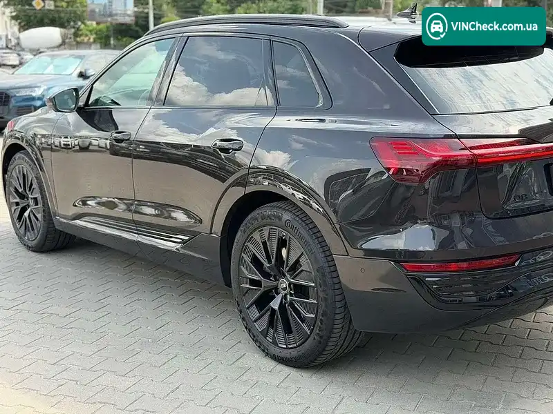 Audi Q8 e-tron 2023, фото з оголошення 1 з 20, VIN WAUZZZGE3RB025525