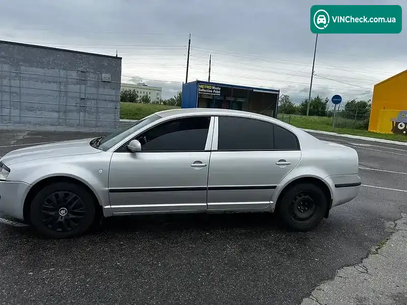 Skoda Superb 2006, фото з оголошення 2 з 10, VIN TMBDL23U96B047883