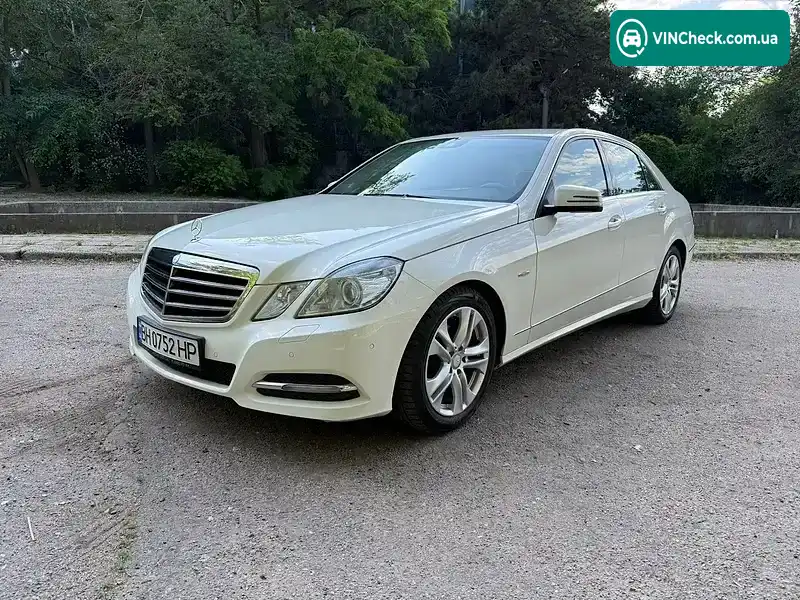 Mercedes-Benz E-Class 2011, фото з оголошення 2 з 20, VIN WDD2120021A514436