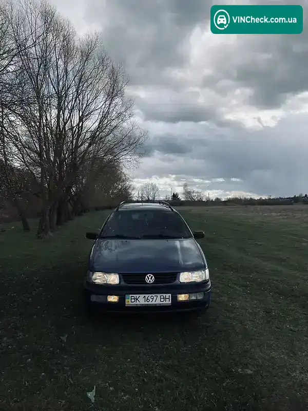 Volkswagen Passat 1995, фото з оголошення 1 з 12, VIN WVWZZZ3AZSE020982