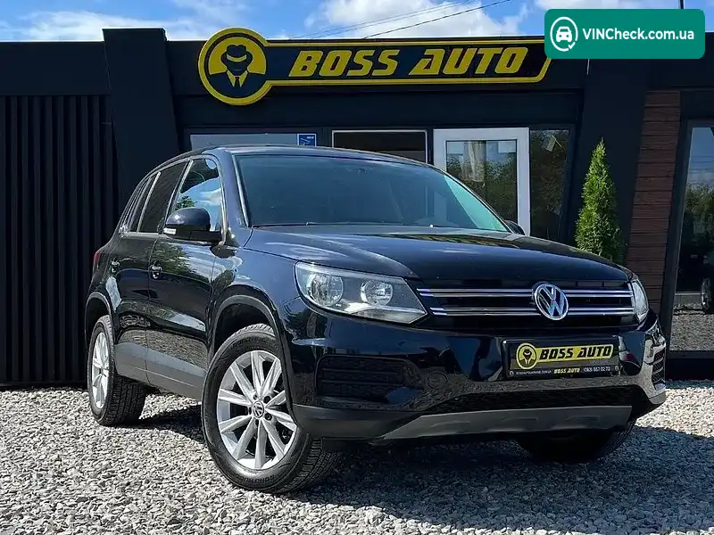 Volkswagen Tiguan 2017, фото з оголошення 1 з 17, VIN WVGAV7AXXHK052662
