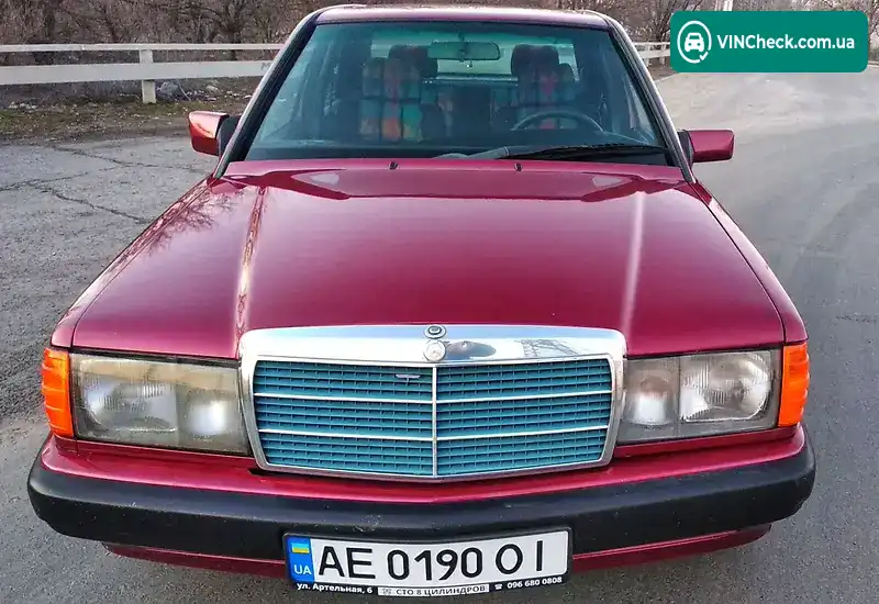 Mercedes-Benz 190 1992, фото з оголошення 2 з 20, VIN WDB2010181F961804