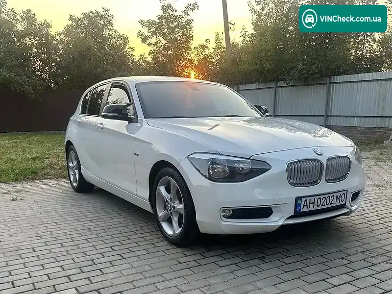 BMW 1 Series 2011, фото з оголошення 2 з 9, VIN WBA1A11040E904682