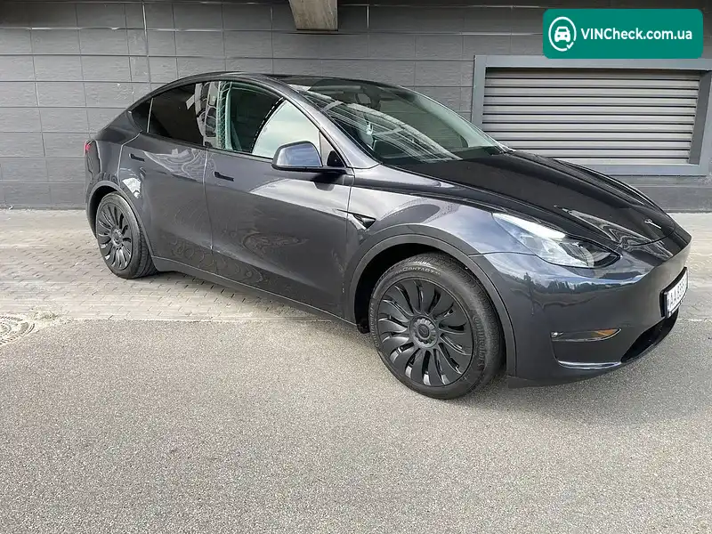 Tesla Model Y 2024, фото з оголошення 2 з 20, VIN 7SAYGDEE1RF090870