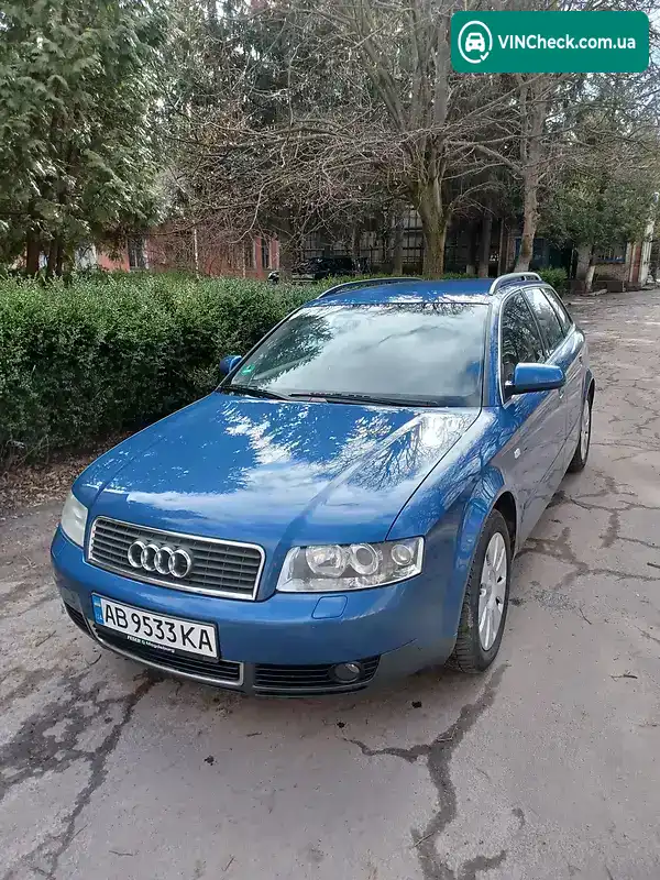 Audi A4 2002, фото з оголошення 2 з 10, VIN WAUZZZ8E33A137592