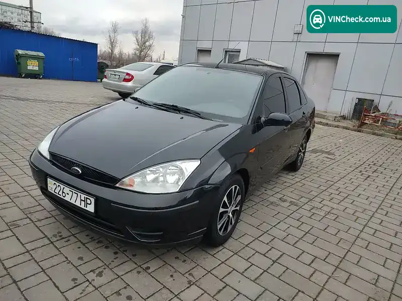 Ford Focus 2004, фото з оголошення 2 з 20, VIN WF0FXXWPDF3U77755