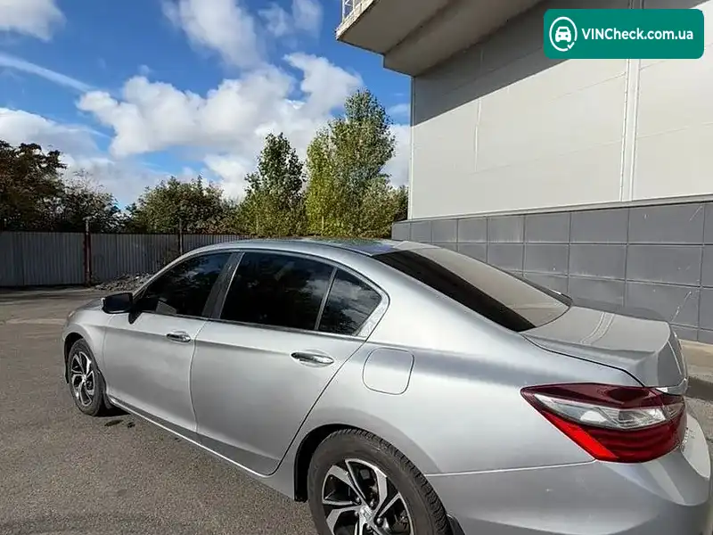 Honda Accord 2017, фото з оголошення 2 з 13, VIN 1HGCR2F35HA293093