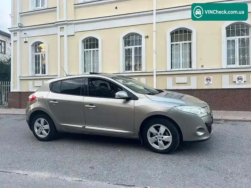 Renault Megane 2010, фото з оголошення 2 з 20, VIN VF1BZAT0T44007759