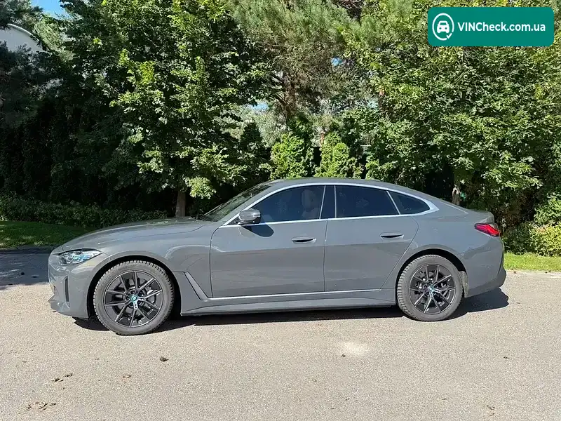 BMW i4 2022, фото з оголошення 2 з 7, VIN WBY73AW02NFN19797