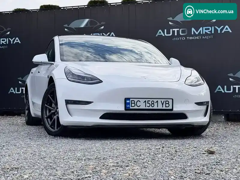 Tesla Model 3 2019, фото з оголошення 2 з 21, VIN 5YJ3E1EB1KF433488