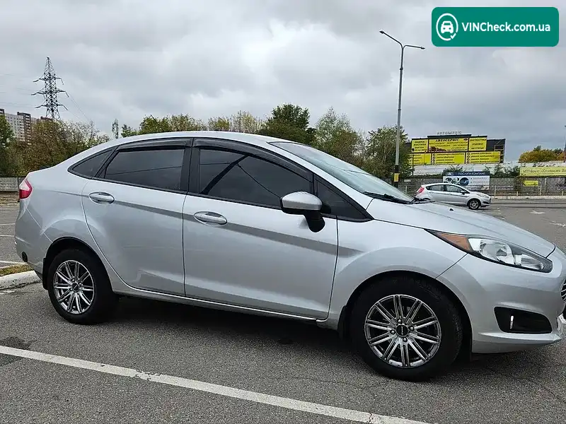 Ford Fiesta 2018, фото з оголошення 2 з 20, VIN 3FADP4BJ6JM104538