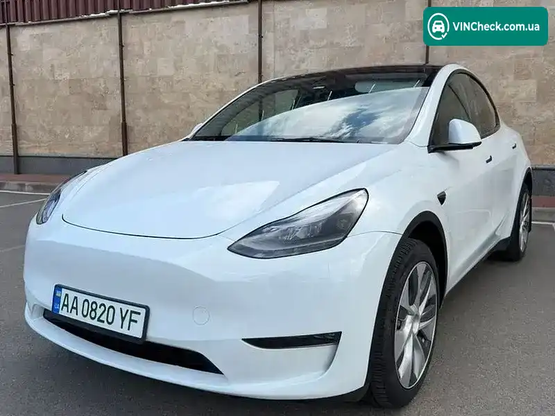 Tesla Model Y 2024, фото з оголошення 1 з 16, VIN 7SAYGDEE9RA289842