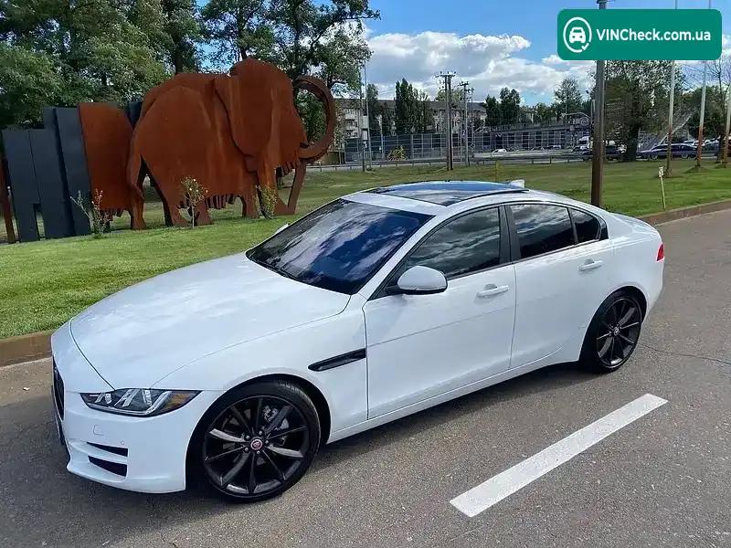 Jaguar XE 2016, фото з оголошення 1 з 20, VIN SAJAD4BN1HA976823
