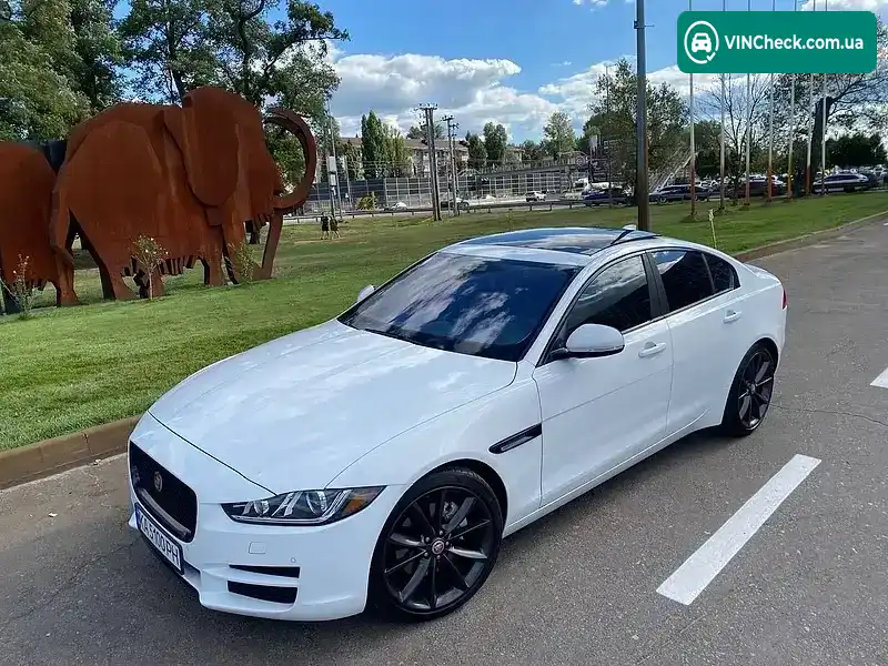 Jaguar XE 2016, фото з оголошення 2 з 20, VIN SAJAD4BN1HA976823