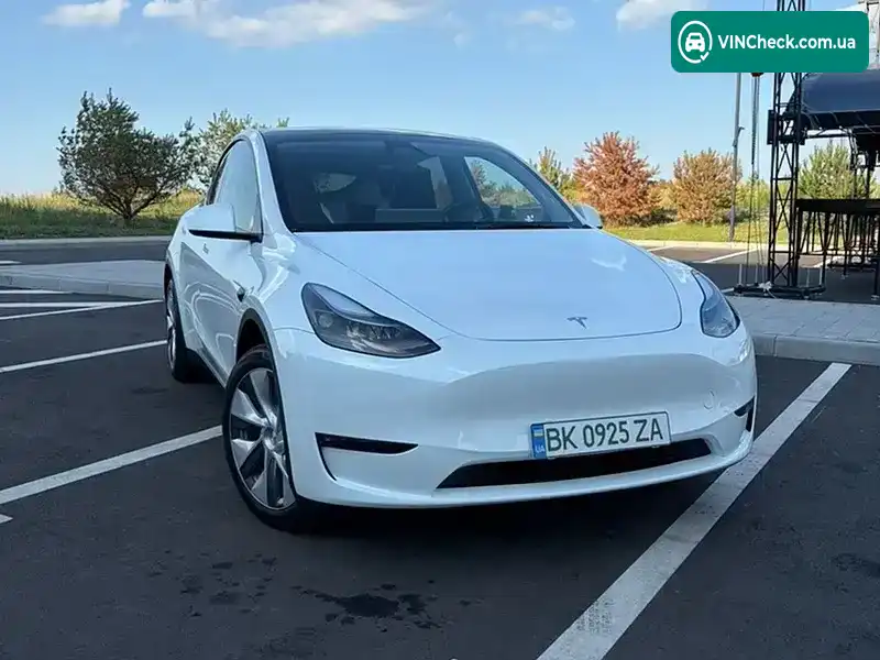 Tesla Model Y 2023, фото з оголошення 1 з 13, VIN 7SAYGDEE6PA199206