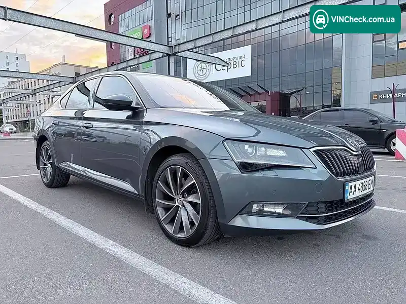 Skoda Superb 2019, фото з оголошення 2 з 20, VIN TMBCJ9NP0KB300276