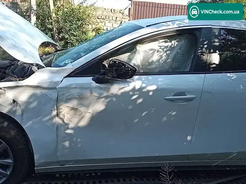 Mazda 3 2020, фото з оголошення 2 з 7, VIN 3MZBPABL5LM135300