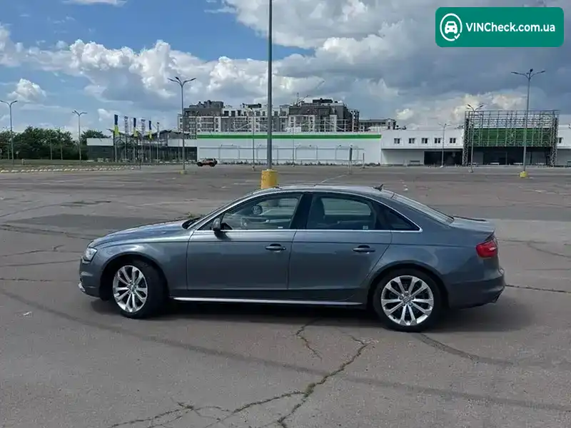 Audi A4 2015, фото з оголошення 1 з 13, VIN WAUFFAFL2GN009227