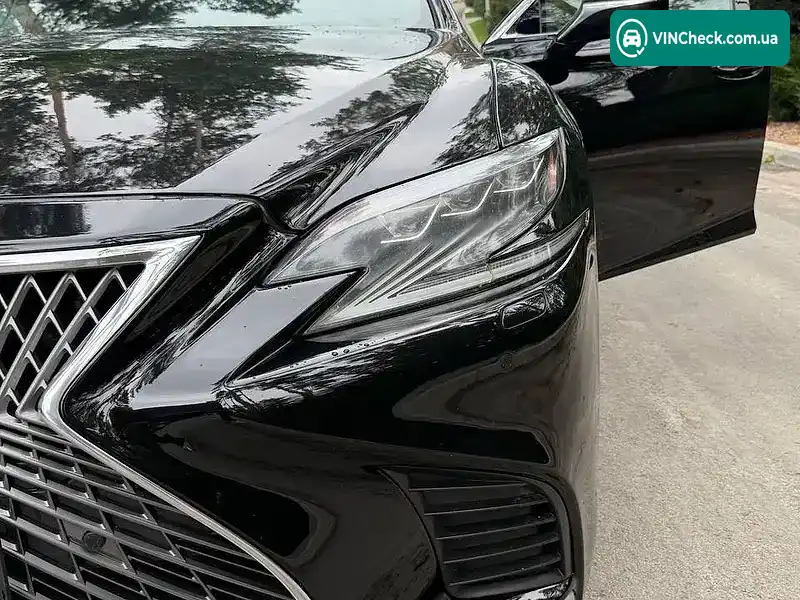 Lexus LS 2018, фото з оголошення 2 з 20, VIN JTHC51FF0J5003578