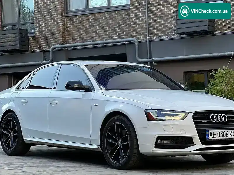 Audi A4 2014, фото з оголошення 2 з 8, VIN WAUFFAFL5FN008961
