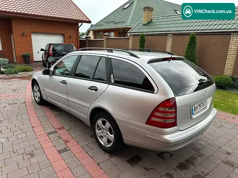 Mercedes-Benz C-Class 2001, фото з оголошення 2 з 17, VIN WDB2032041F188505