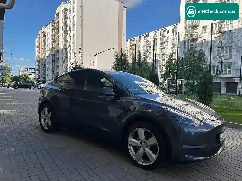 Tesla Model Y 2023, фото з оголошення 2 з 17, VIN 7SAYGDEEXPA155418