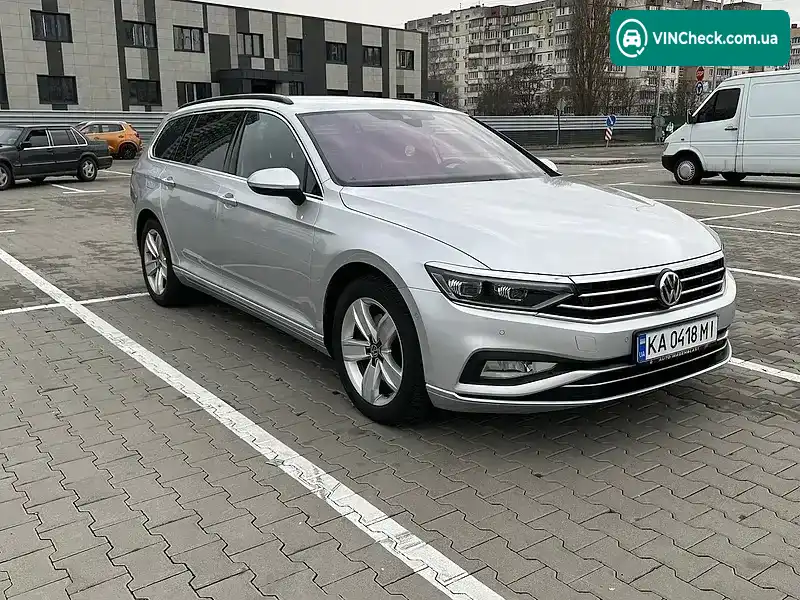 Volkswagen Passat 2019, фото з оголошення 2 з 20, VIN WVWZZZ3CZLE037601