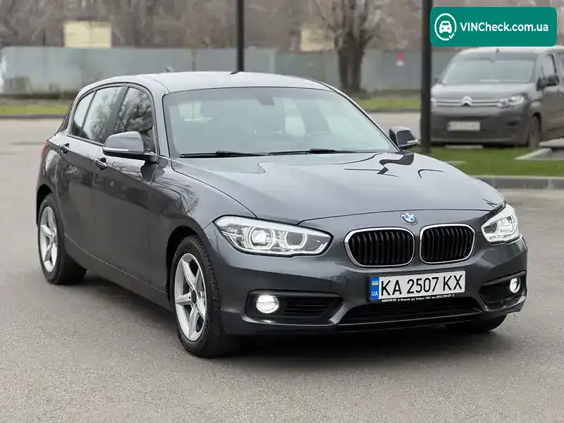 BMW 1 Series 2017, фото з оголошення 1 з 21, VIN WBA1R510707A42517