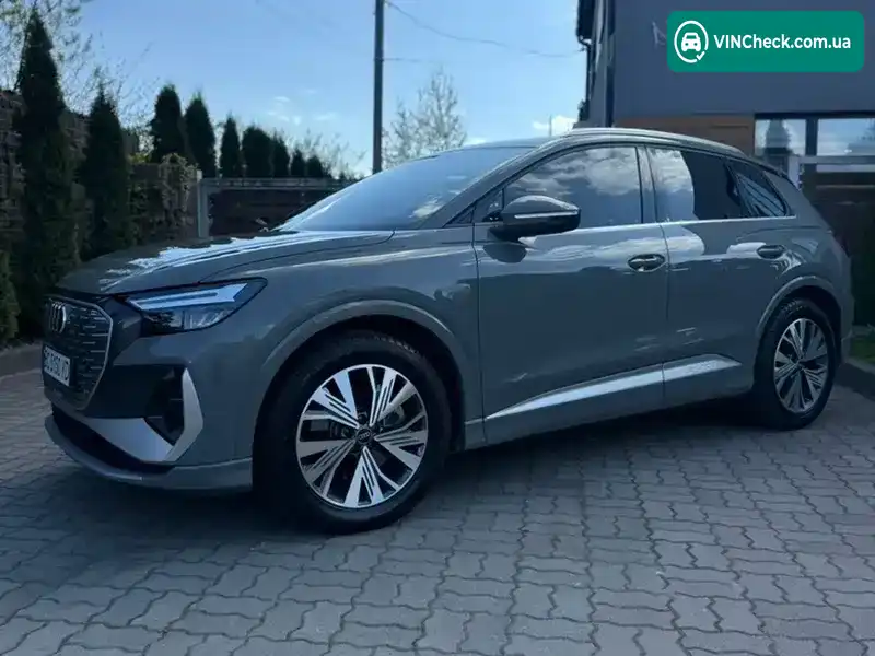 Audi Q4 e-tron 2023, фото з оголошення 1 з 21, VIN LFVVB9G32P5236367
