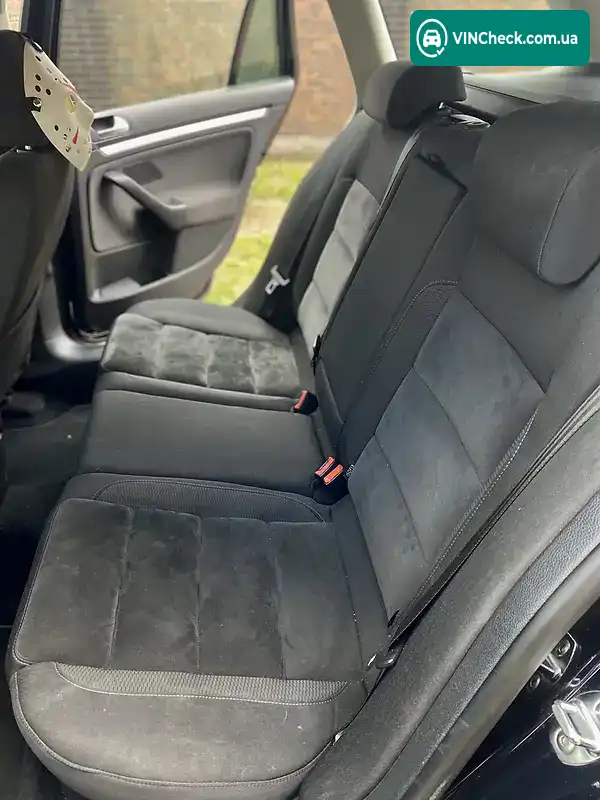 Volkswagen Golf 2011, фото з оголошення 2 з 16, VIN WVWZZZ1KZCM609139