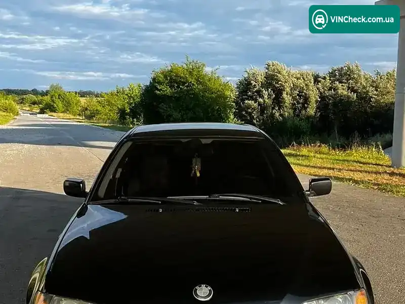 BMW 3 Series 2005, фото з оголошення 2 з 15, VIN WBAEN11070PB24060