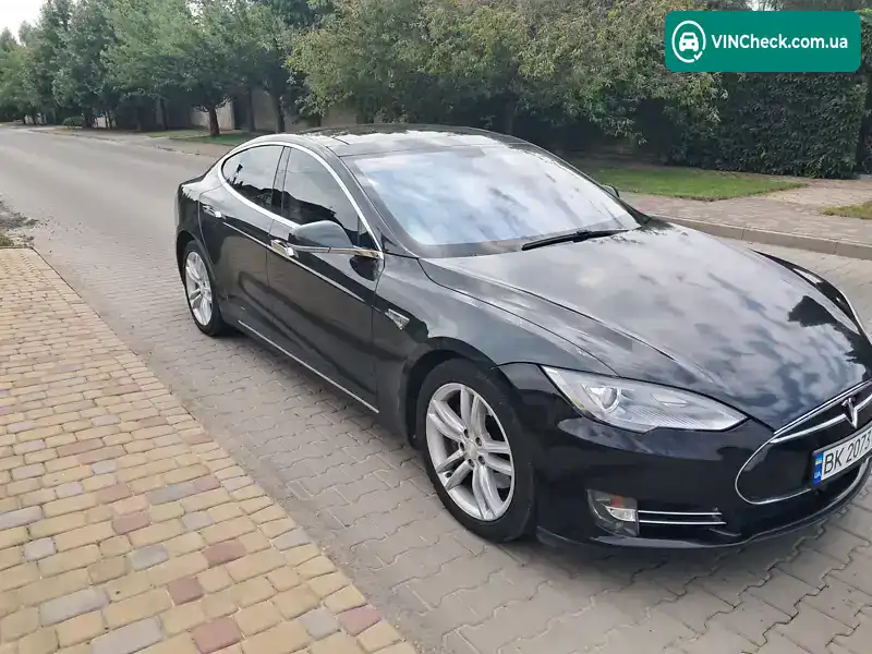 Tesla Model S 2013, фото з оголошення 1 з 11, VIN 5YJSA1DN9DFP24892