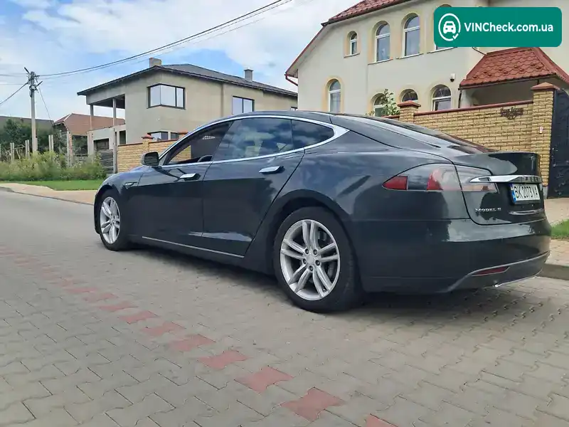 Tesla Model S 2013, фото з оголошення 2 з 11, VIN 5YJSA1DN9DFP24892