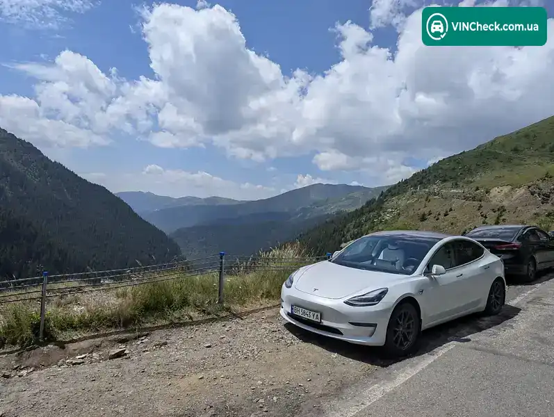 Tesla Model 3 2019, фото з оголошення 1 з 21, VIN 5YJ3E7EB4KF479920