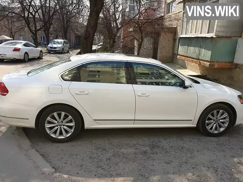 Volkswagen Passat 2012, фото з оголошення 1 з 8, VIN 1VWCP7A32CC096742