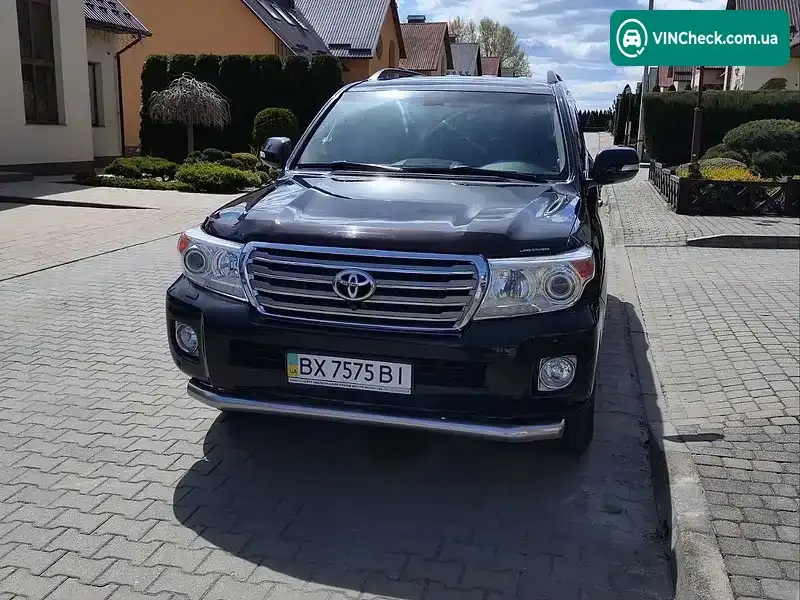Toyota Land Cruiser 2012, фото з оголошення 1 з 7, VIN JTMCV05J304092875