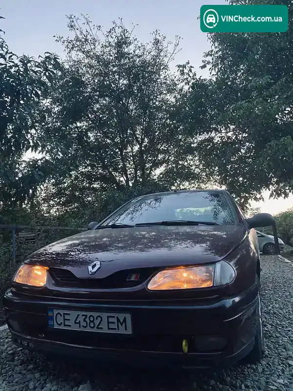 Renault Laguna 1994, фото з оголошення 2 з 21, VIN VF1B56CKC12001301