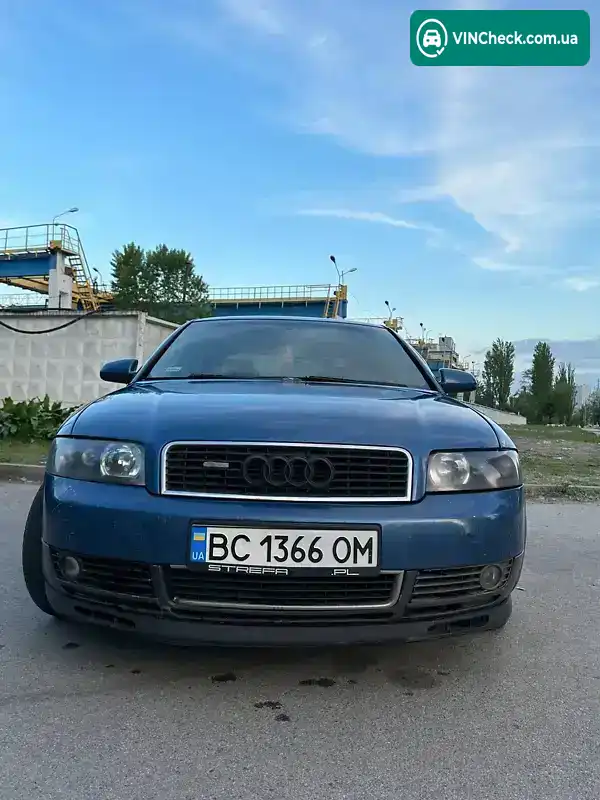 Audi A4 2001, фото з оголошення 2 з 10, VIN WAUZZZ8E32A034655