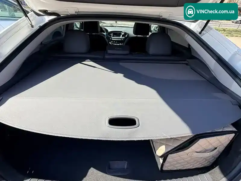Hyundai Ioniq 2019, фото з оголошення 2 з 16, VIN KMHC65LDXKU169344