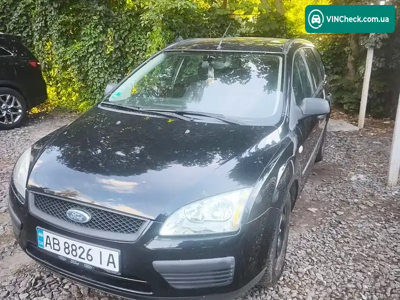 Ford Focus 2004, фото з оголошення 2 з 7, VIN WF0WXXGCDW4S53716