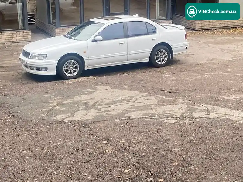 Nissan Maxima 1997, фото з оголошення 2 з 12, VIN JN1CCUA32Z0027519