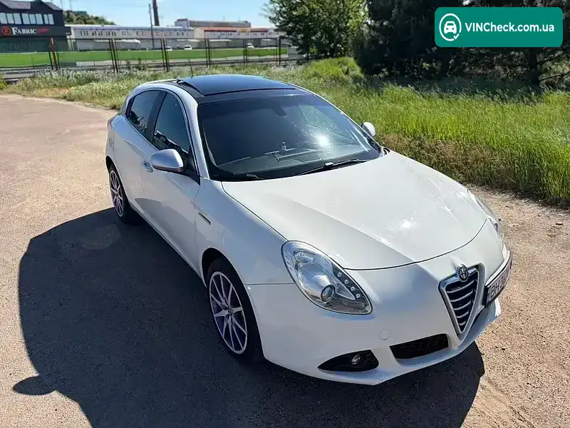Alfa Romeo Giulietta 2011, фото з оголошення 1 з 20, VIN ZAR94000007054519