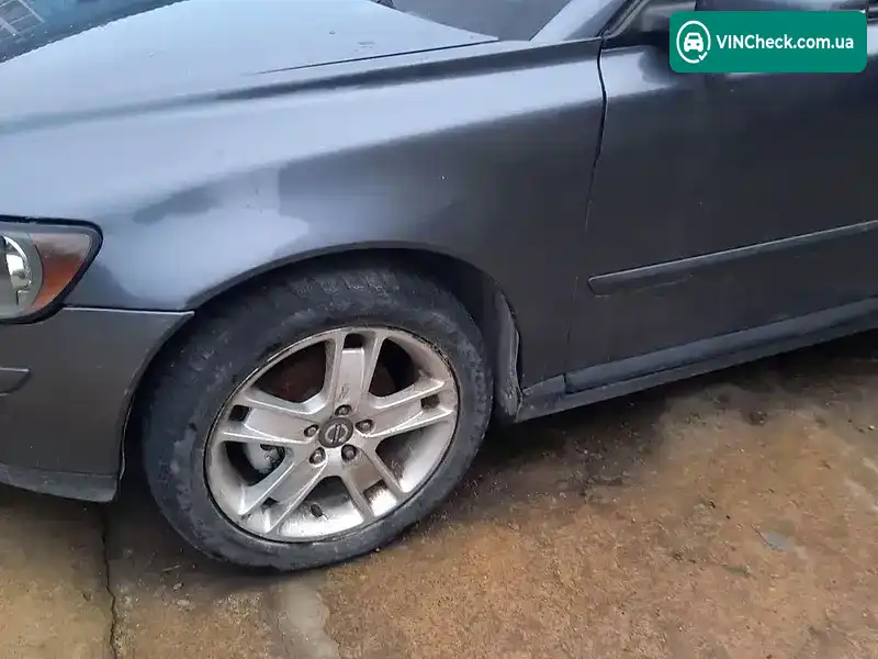 Volvo V50 2006, фото з оголошення 2 з 11, VIN YV1MW214272291380